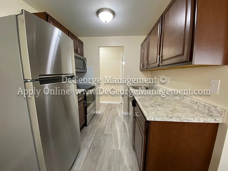 Titus Villa Apartments — Photo 34
