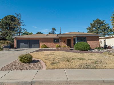 1109 Espanola St NE, Albuquerque, NM, 87110