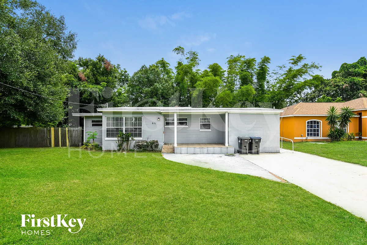 Building Photo - 611 Hewett Dr