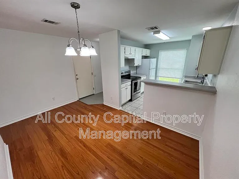 204 Quail Meadow Dr — Photo 5