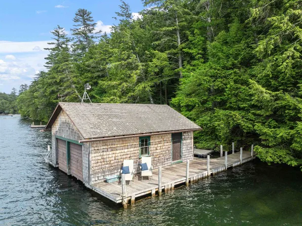 15 Hemlock Way, Holderness, NH 03245