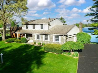 2656 Browning Dr, Lake Orion, MI 48360