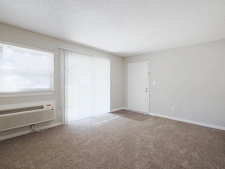Hampton Hall | Comfort, Convenience, & Community All In One — Photo 166