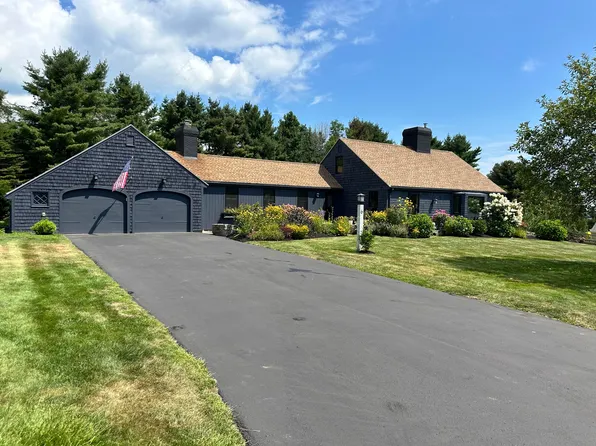 6 Lantern Lane Lane, Cumberland, ME 04110