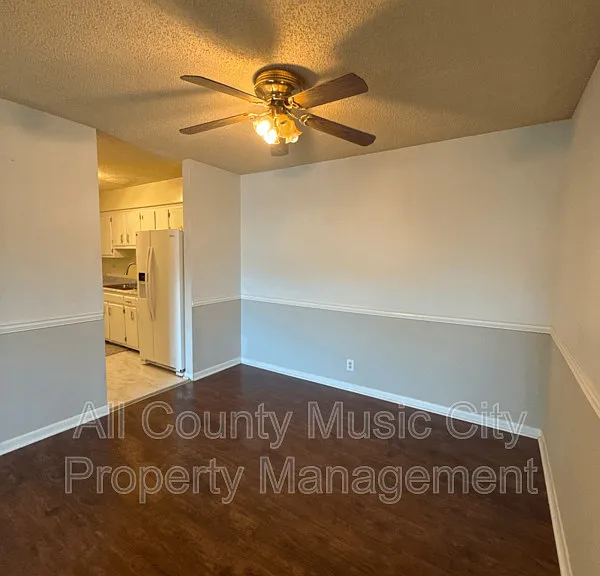 515 Basswood Ave #J-92 — Photo 2