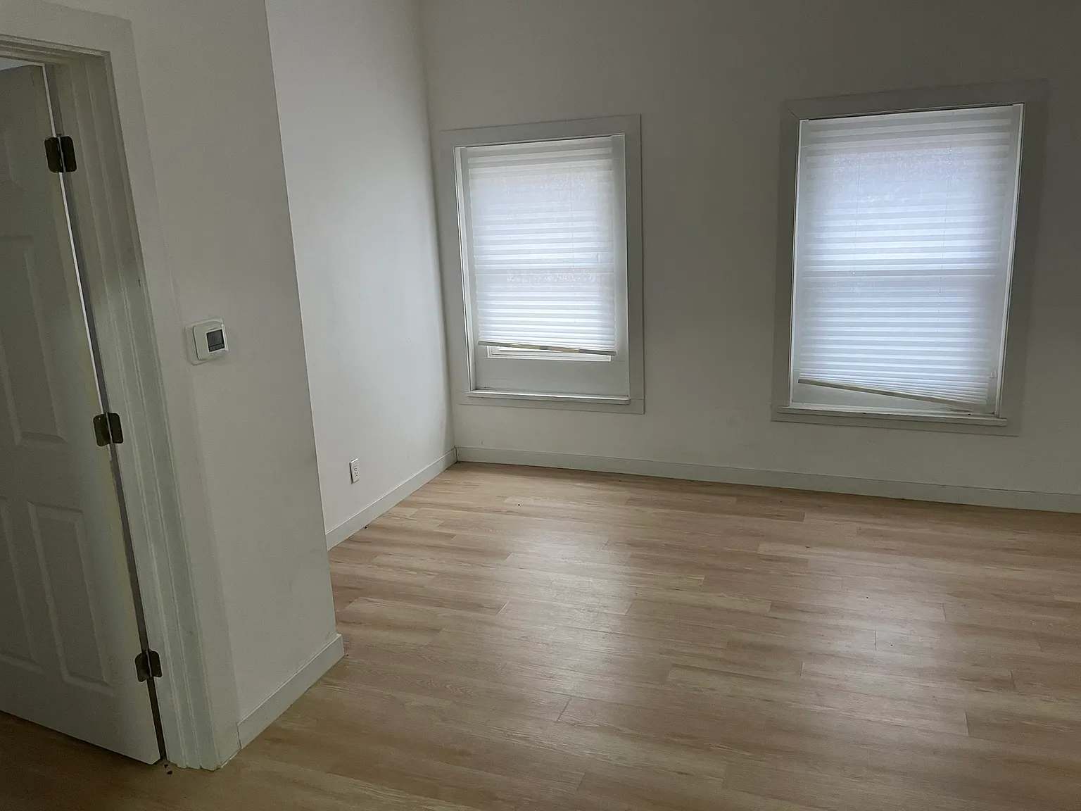 2 bed, $900 — Photo 2