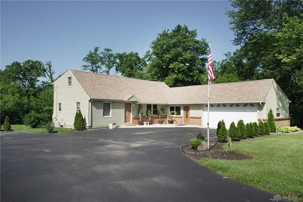 4413 Social Row Rd, Spring Valley, OH 45370 Zillow