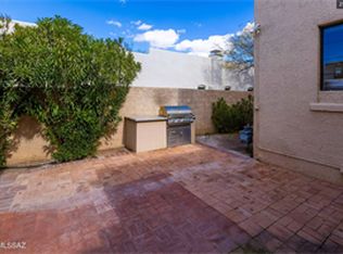 Norton 625 N, Tucson, AZ 85719