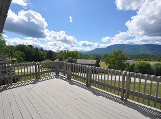 49 Vaughn Farm Rd, Manchester, VT 05254