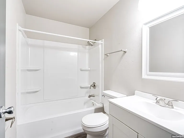 1327 Trader Rd. — Photo 12
