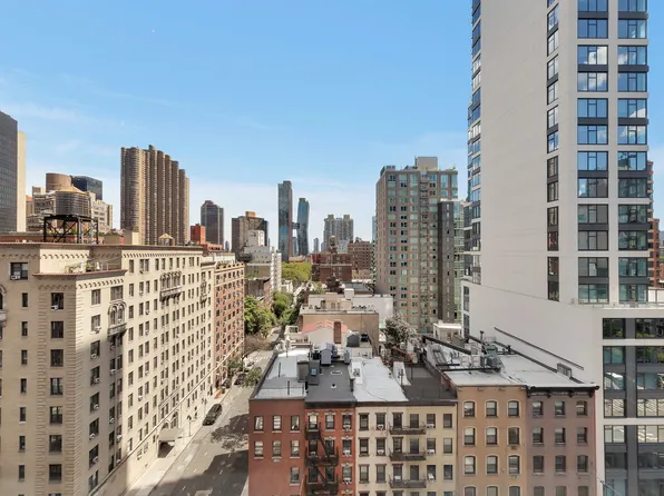 166 East 35th Street image 2 of 5