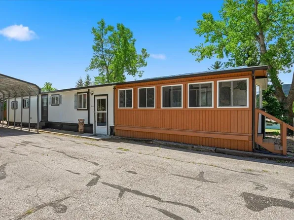 8048 Blucksberg Dr, Sturgis, SD 57785