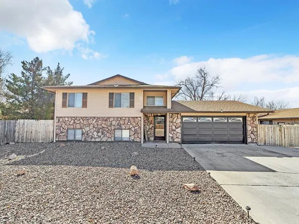 1016 Bluestem Blvd, Pueblo, CO 81001