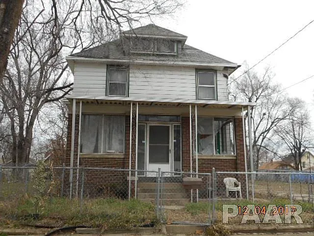 1110 S Blaine St photo 1