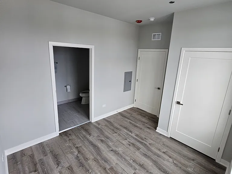 2807 S Halsted St #409 — Photo 4
