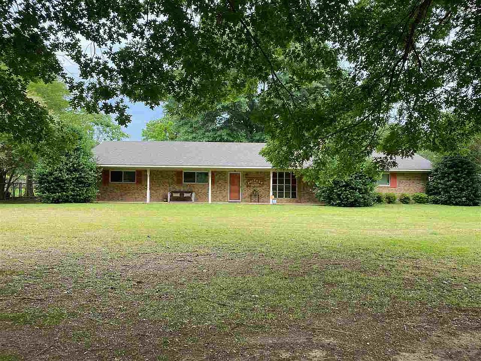 1st image of 379 Joy Dr