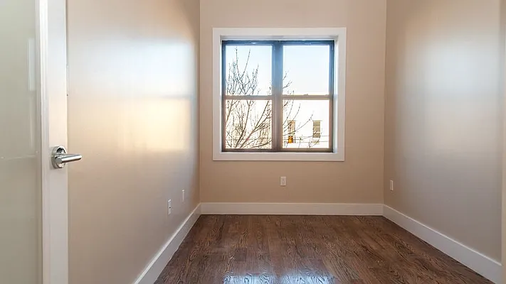 Rented by Nooklyn NYC LLC | media 36