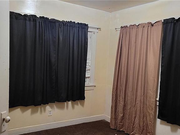5th image of 3104 E 23rd St