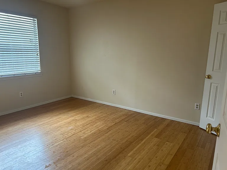 5001 Donnelly Ave — Photo 12