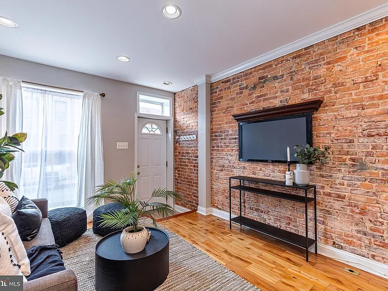723 S Decker Ave — Photo 30