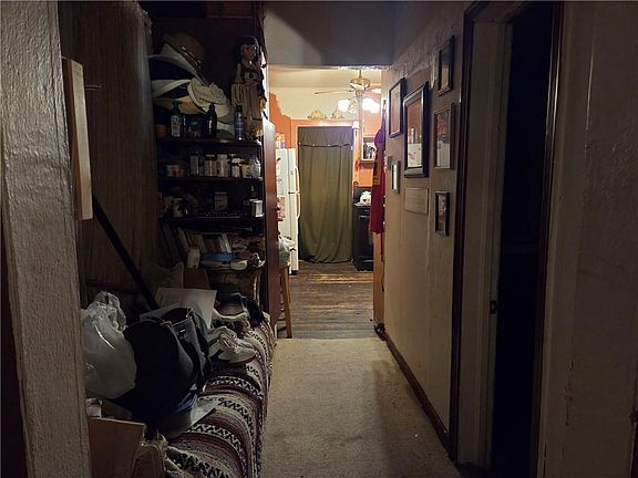 4th image of 3833 Ruby Ave