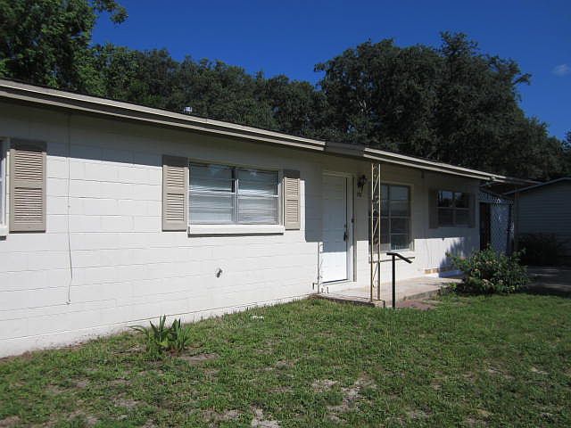 1st image of 712 Newport Dr