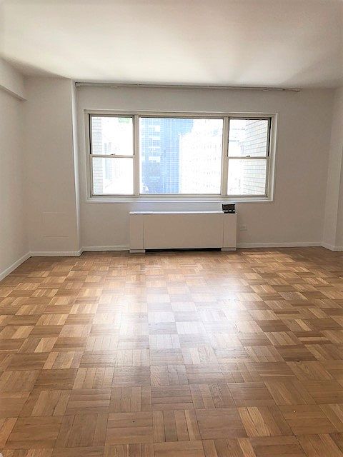 1st image of 100 W 57th St Suite 14Q
