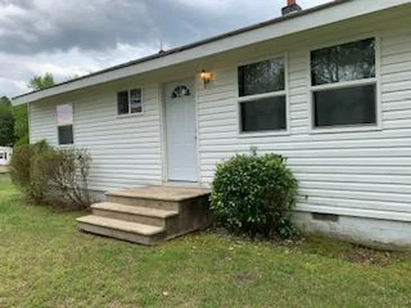 9398 Percy Ln, Woodford, VA 22580