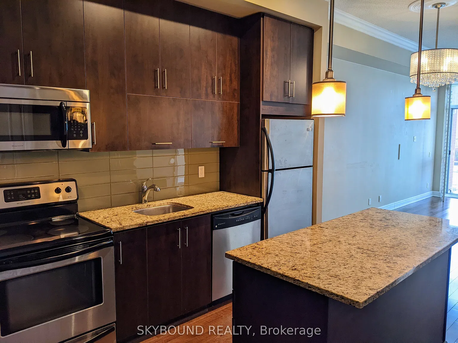 2 bed, $3,500 — Photo 4