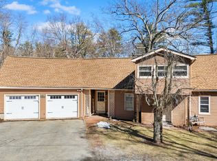 66 Old Derry Rd, Londonderry, NH 03053