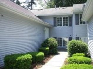 1037 Beechtree Ct, Norton Shores, MI