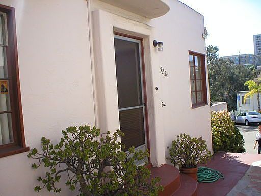 4th image of 3925 1/2 Alabama St