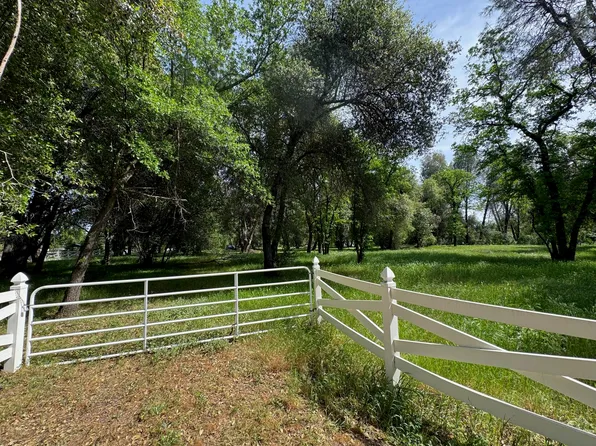 Clough Creek Rd, Redding, CA 96002