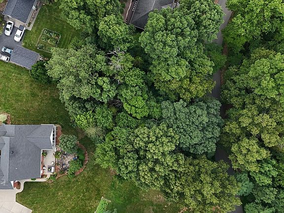 3rd image of E Snowflake Ln Lot 105