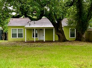 500 Green St, Baytown, TX 77520