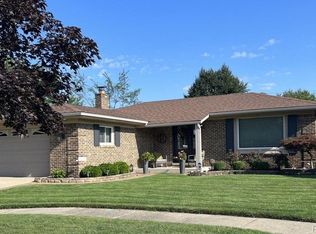 42602 Keystone Ln, Canton, MI 48187