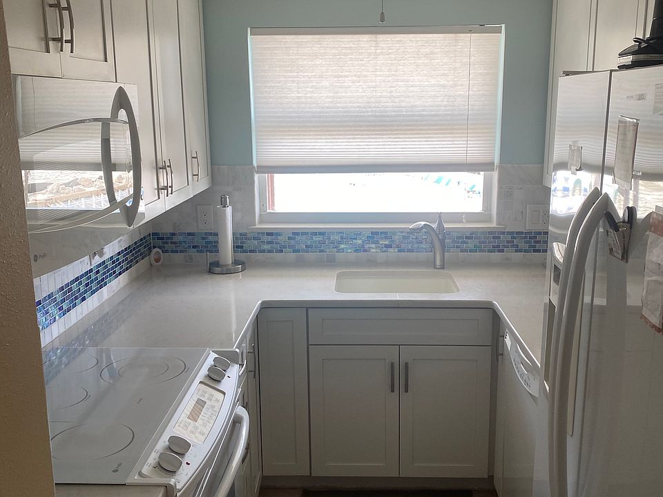 1st image of 25710 Hickory Blvd APT 408A