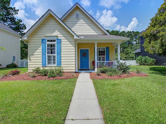 3rd image of 224 Pimpernel St