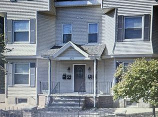 329 Crescent St #4, Waltham, MA 02453