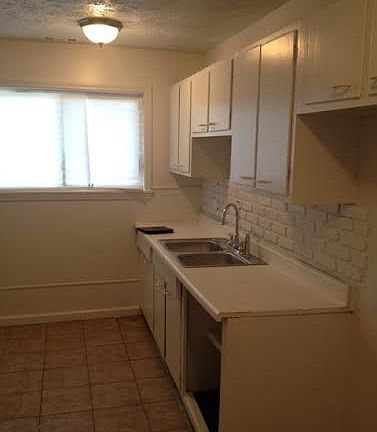 2nd image of 2416 N Morning Star Dr