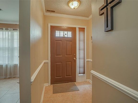 3rd image of 5272 Settlers Park Dr