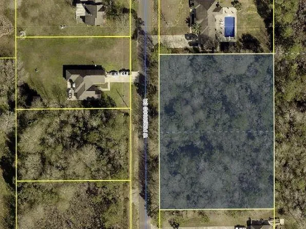 Pinewood Dr W, Lake Charles, LA 70607
