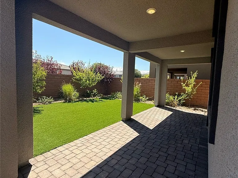 4146 Royal Melody Ct — Photo 13
