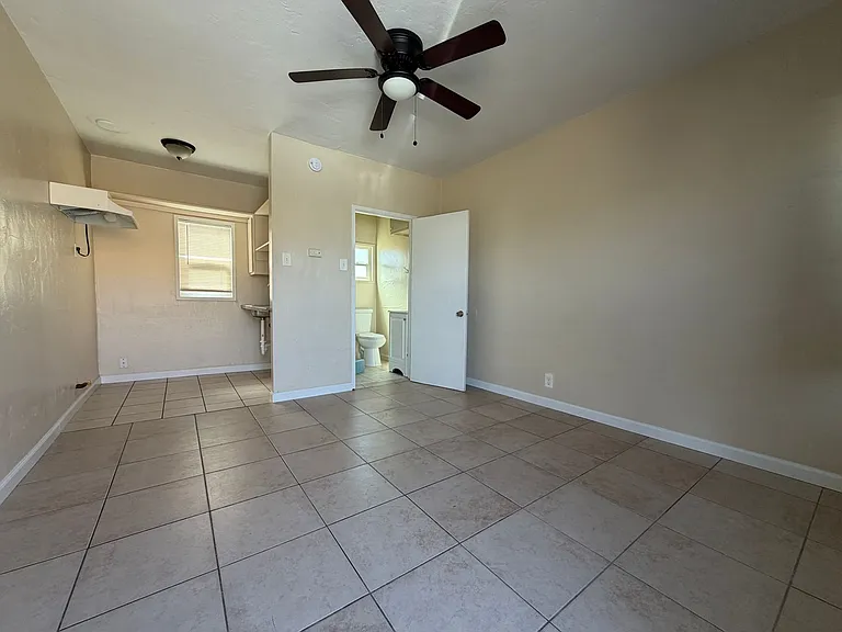 P302 — Photo 25