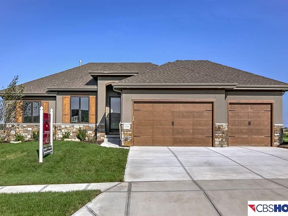 1st image of 10506 S 125th Ave