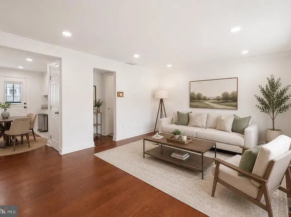 703 Green Willow Pl, Landover, MD 20785