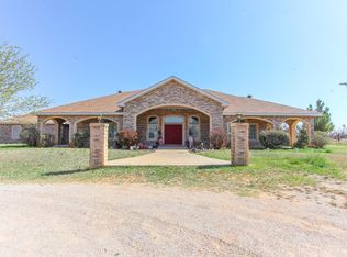 2507 S McGregor Rd, Coahoma, TX 79511