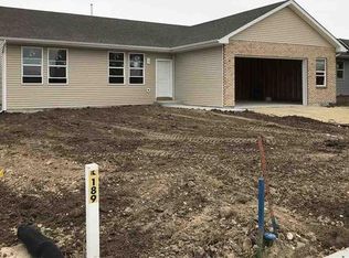 6424 Edgewood Rd, Machesney Park, IL 61115