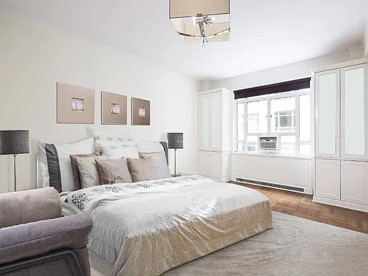 Sold by Sotheby's International Realty | media 5