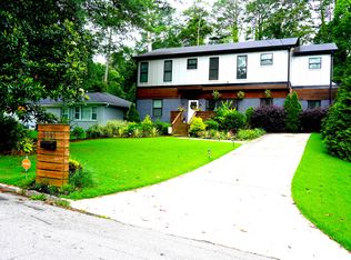 2081 Holly Hill Dr, Decatur, GA 30032